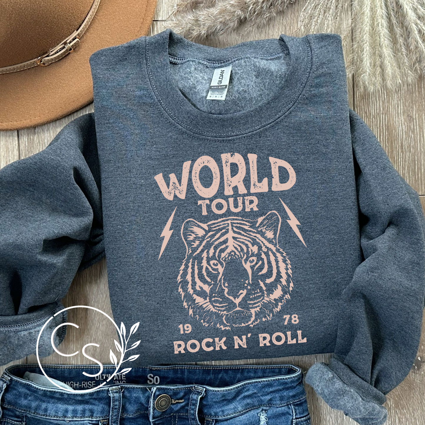 World Tour- Rock N' Roll Crew (rose/light pink graphic)